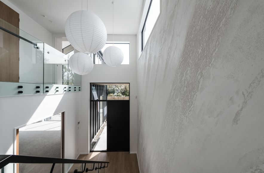 White Split Stone Elegance - Fendalton, Canterbury