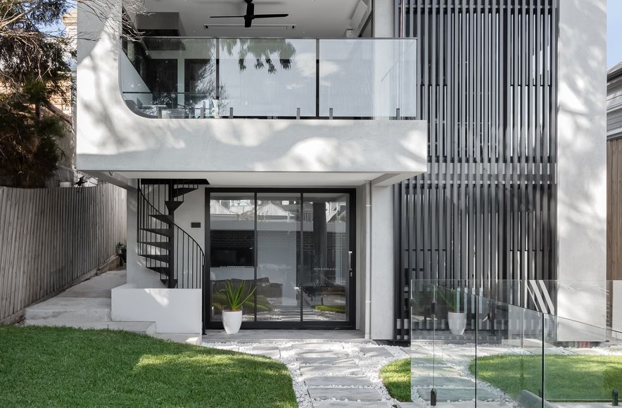Daisy House