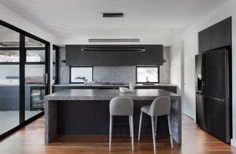 Daisy House