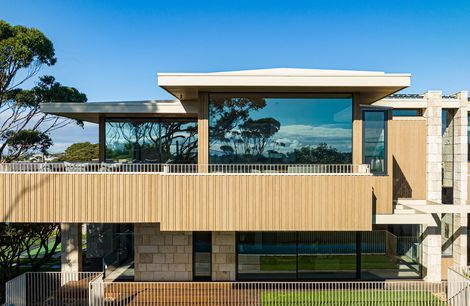Coastal Home Cladding Point Lonsdale VIC