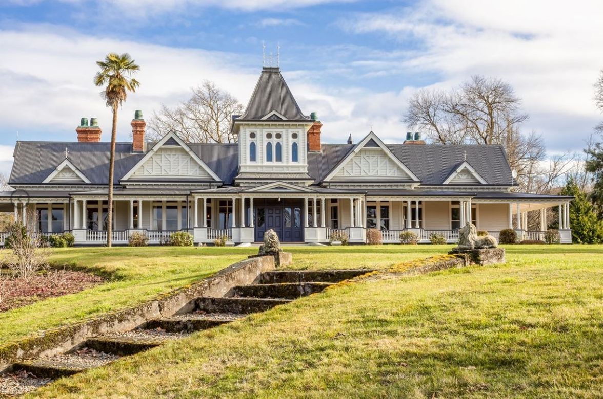 Inovo/AJ Scott - Rutherford Homestead, Leslie Hills