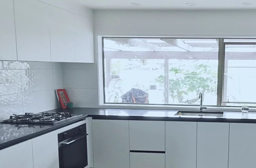 Creating Bond’s Contemporary Kitchen