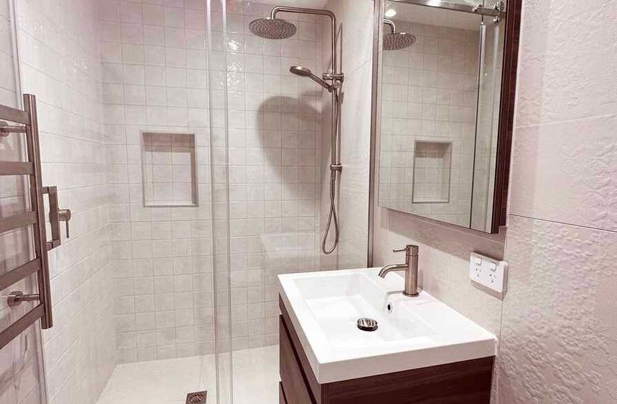 Luxury Bathroom With Brushed Nickel Colour Theme