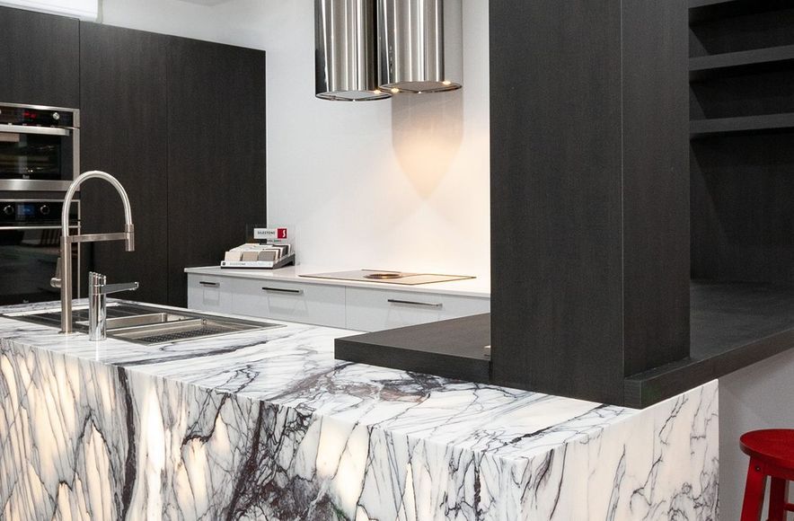 Black & White Quartzite Kitchen, Drummoyne