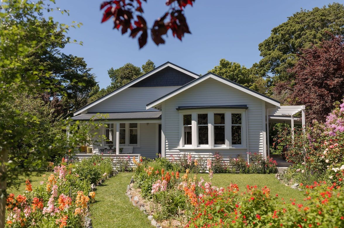 Satis Garden