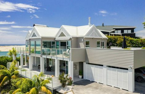 Mangawhai Heads 80's Beach House Renovation