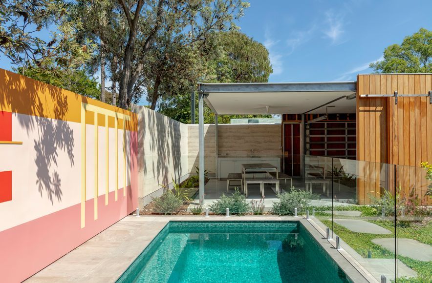 Northbridge House