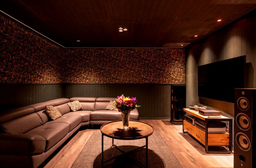 Whisky lounge at home