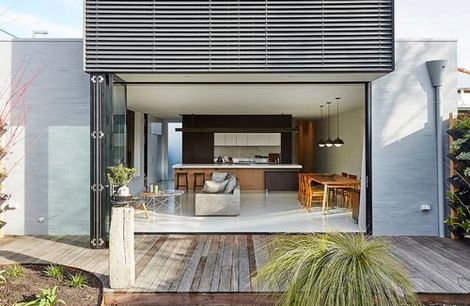 St Kilda East House