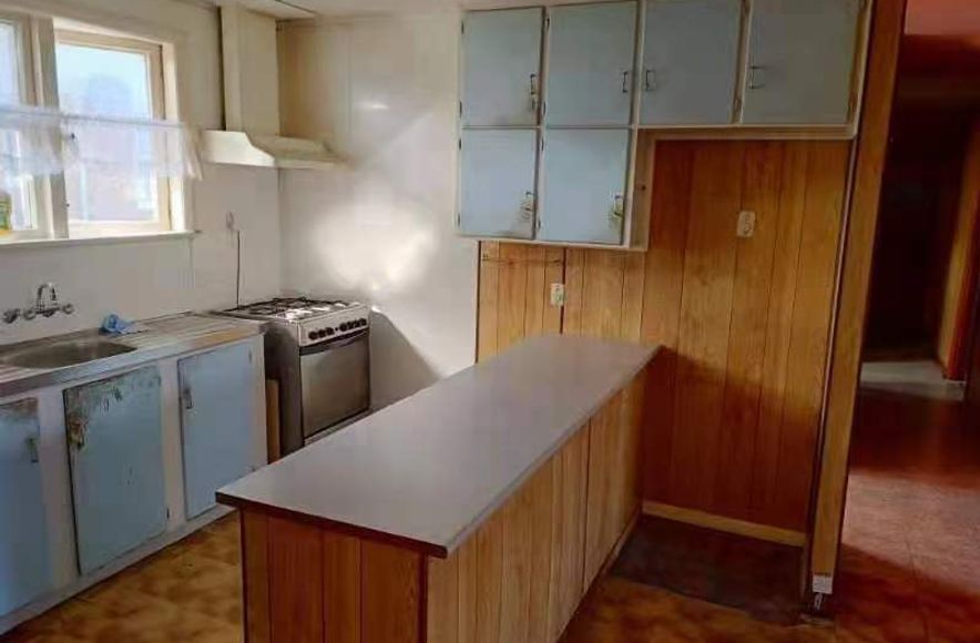 Renovating a 40 year
old Family Kitchen