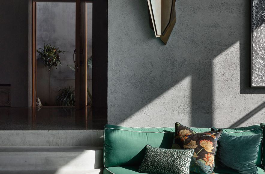 Contour House