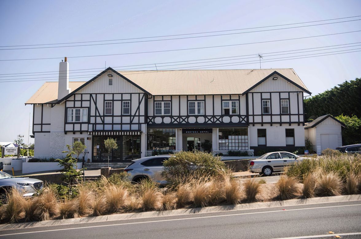 Portsea Hotel