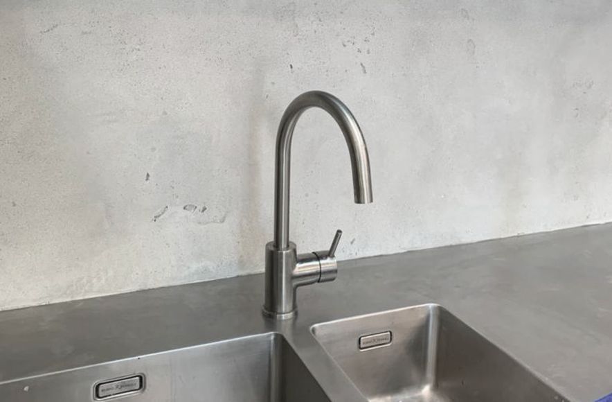 Concrete-look Polished Plaster - Kitchen Splashback
