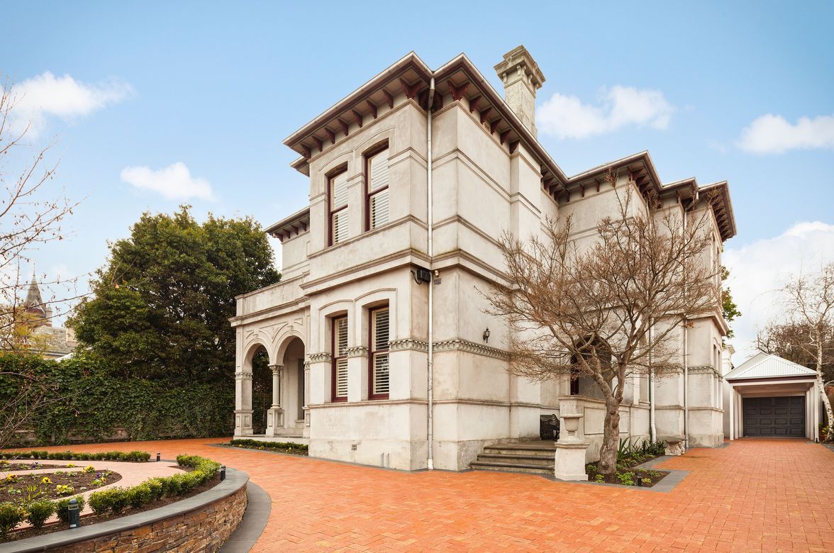 Victorian Reno