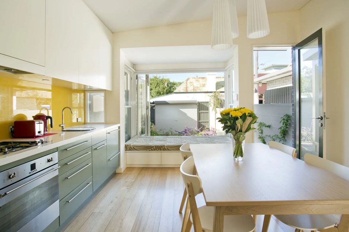 ENMORE, Edgeware