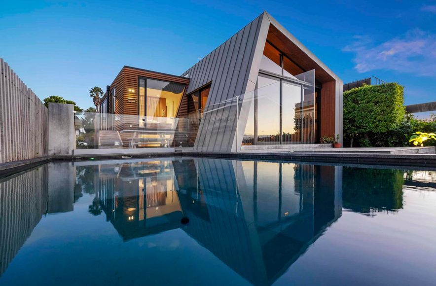 Winsomere Crescent, Westmere