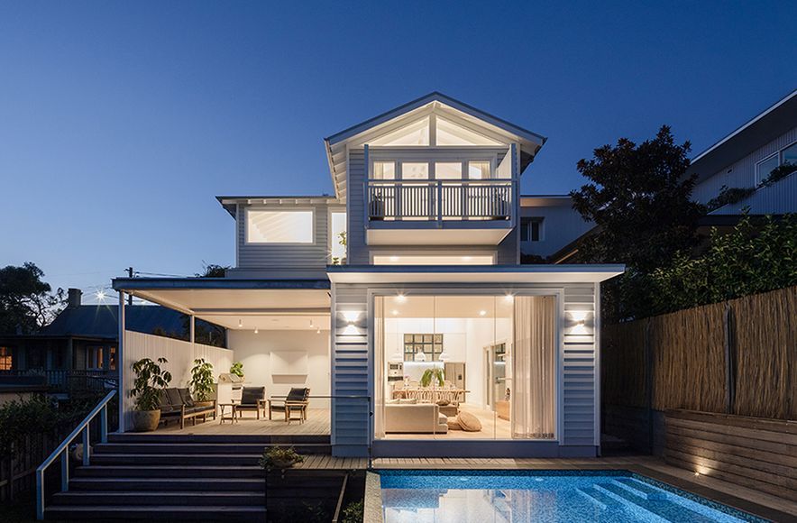 Clovelly House