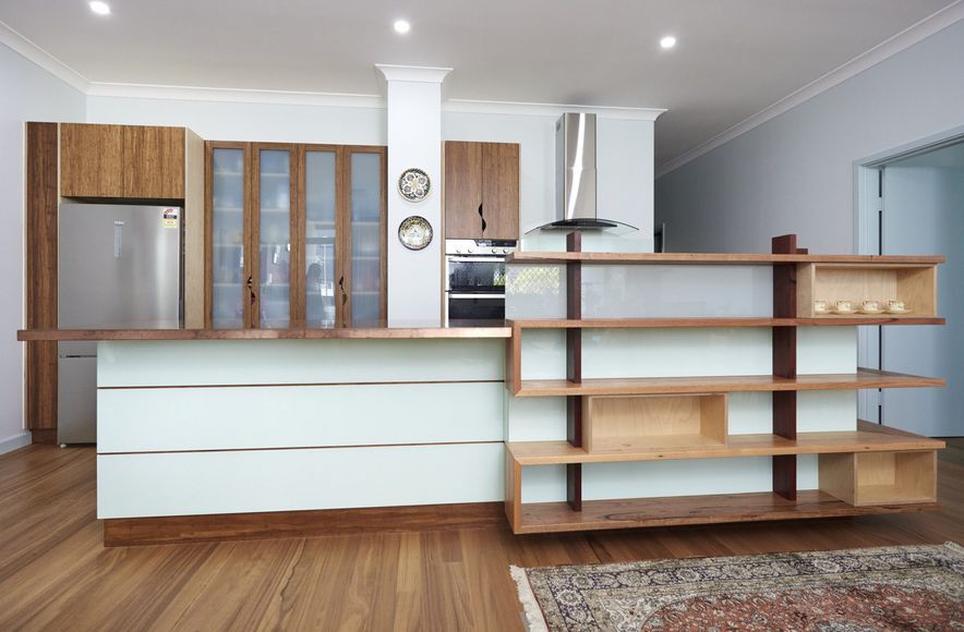 Plywood, Glass and Copper Kitchen