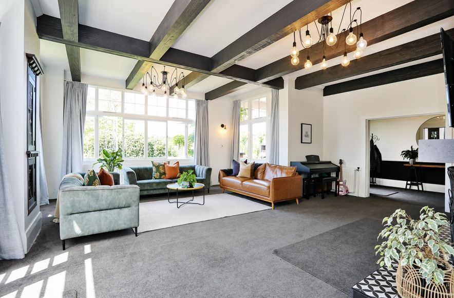 Tracey Residence