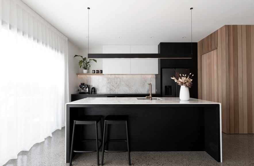 Melamine Duo Creates Perfect Contrast