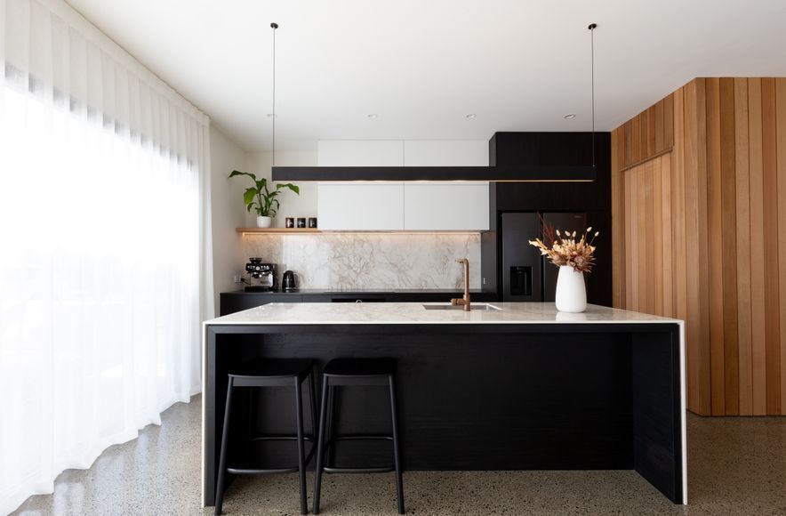 Melamine Duo Creates Perfect Contrast
