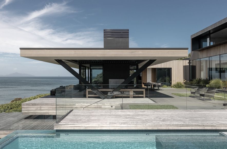 Waipu cliff house