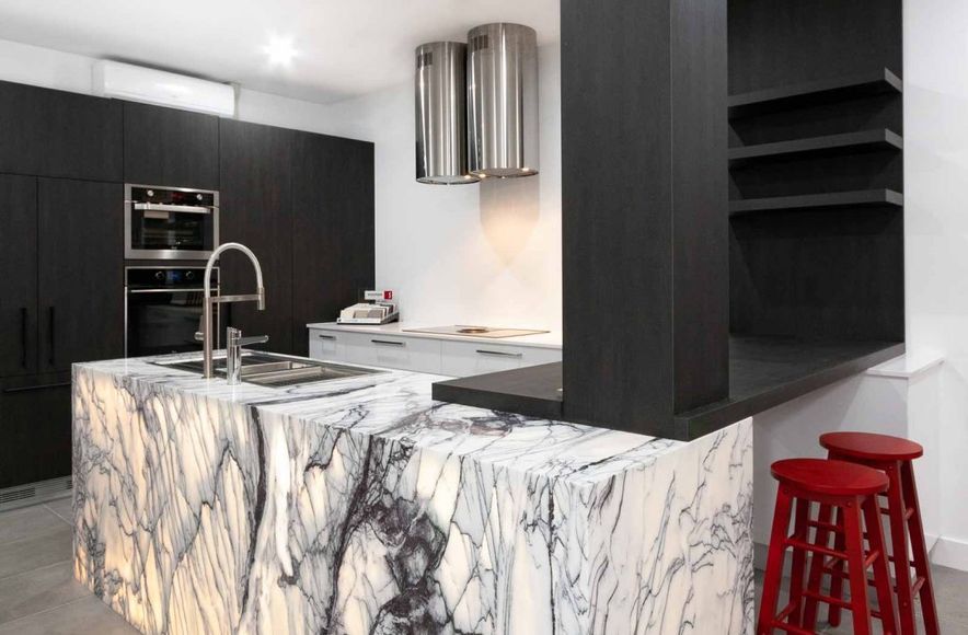 Black & White Quartzite Kitchen, Drummoyne