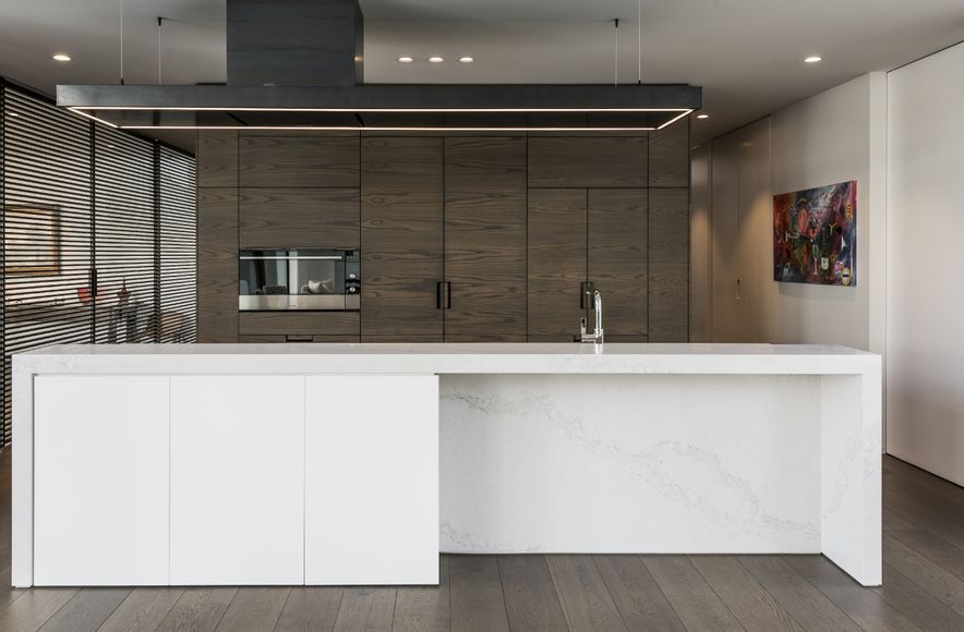 Leading With Veneer