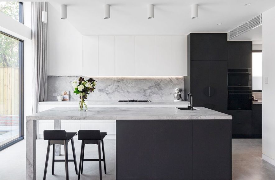 Stylish Black and White Kitchen, Rodd Point