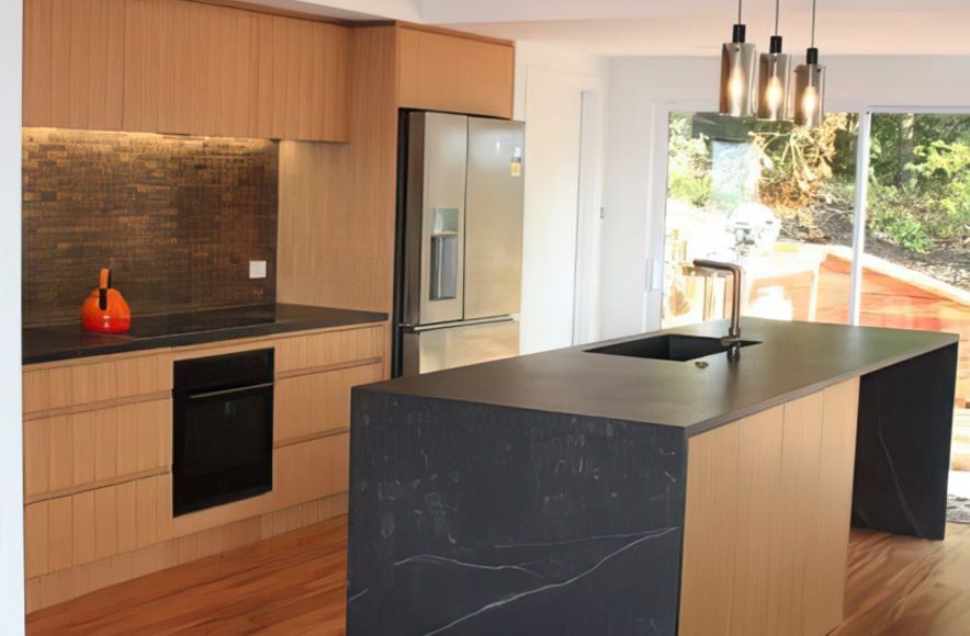 Copper Accents in Remuera