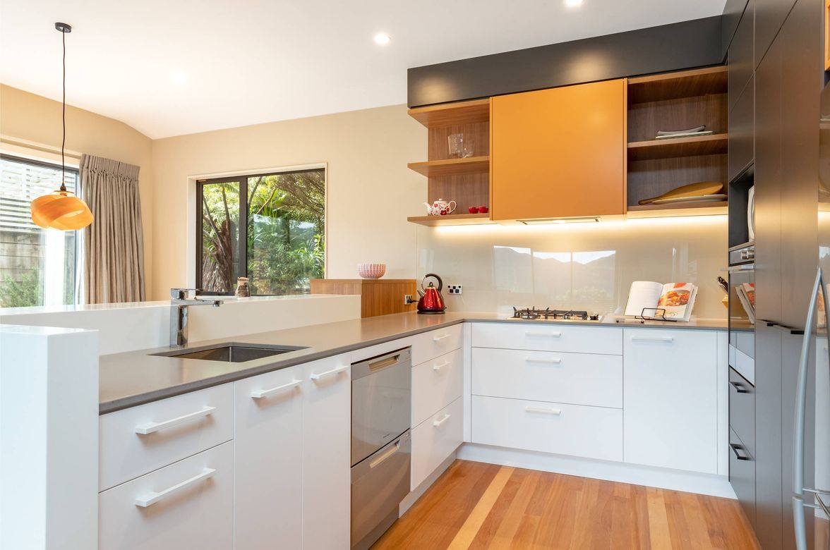 Modernist Small Kitchen