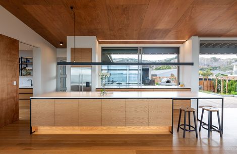 AWARD WINNING KITCHEN Estuary Ship house 