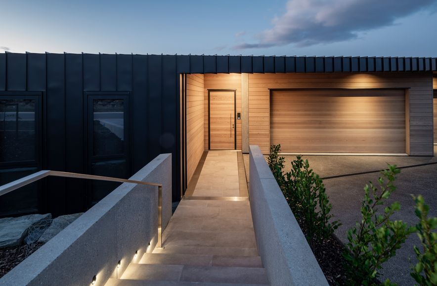 Lake Wanaka house: an abode that perfectly balances shelter and views