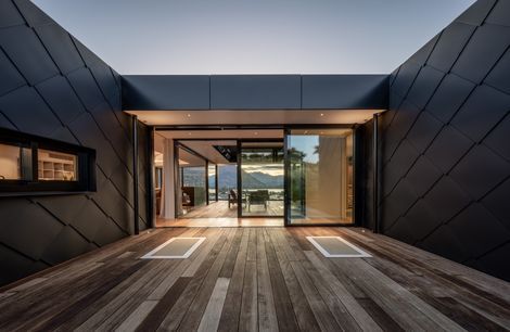 The Heights House - "GOTHAM Black"