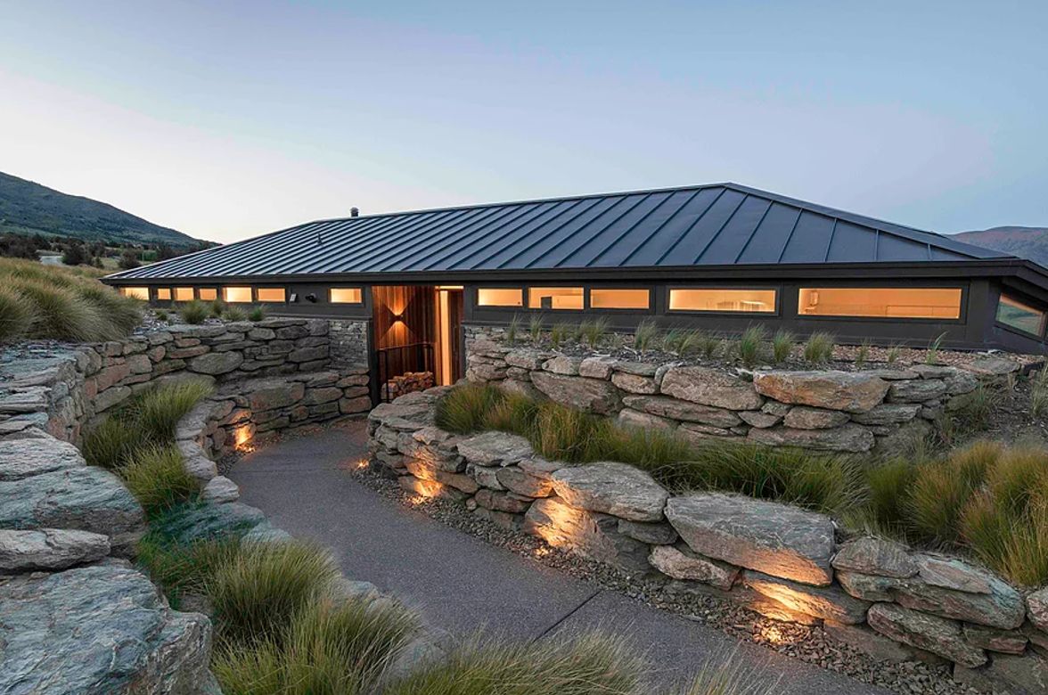 Rangi Kahu, Wanaka