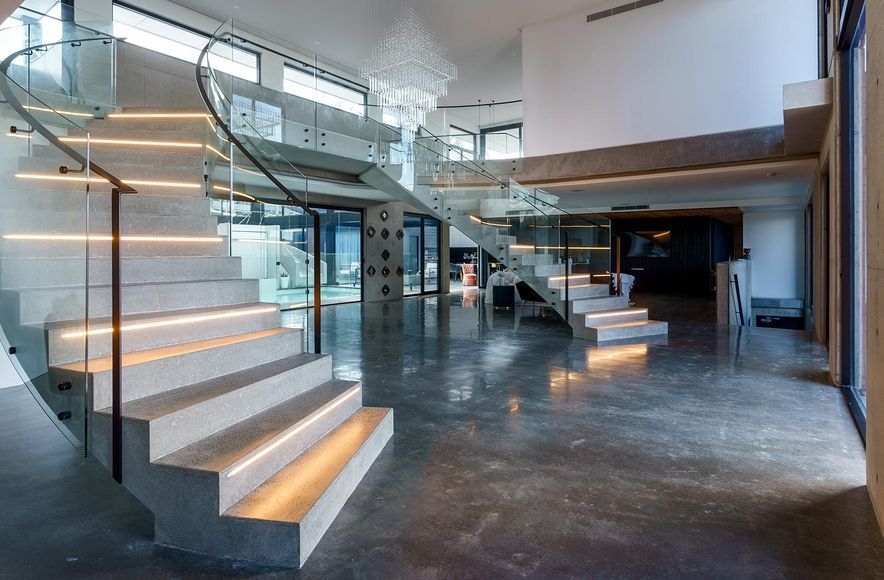 The Esplanade – Twin Bent Glass Curved Staircase