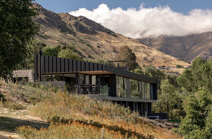 Lake Hayes Home