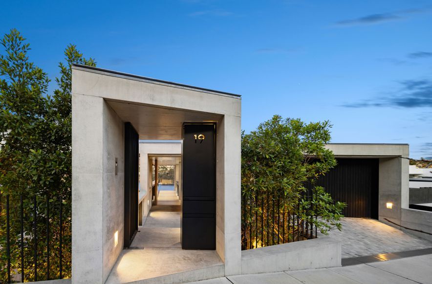 Coolawin Road, Northbridge