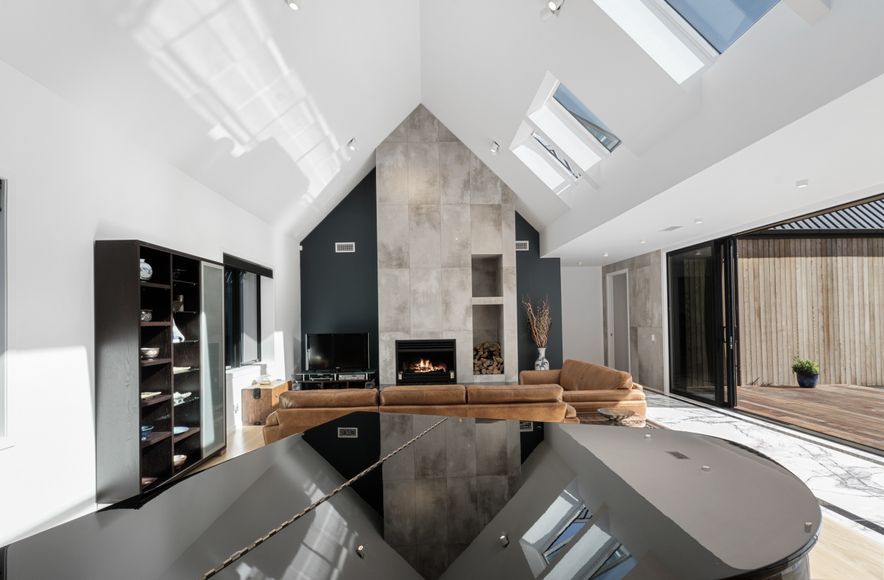 Dairy Flat Home