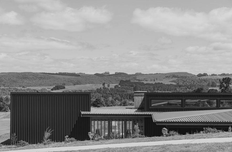 Kinloch Bridge House