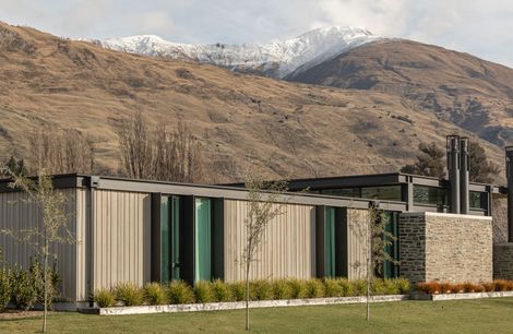 Roys Peak Residence