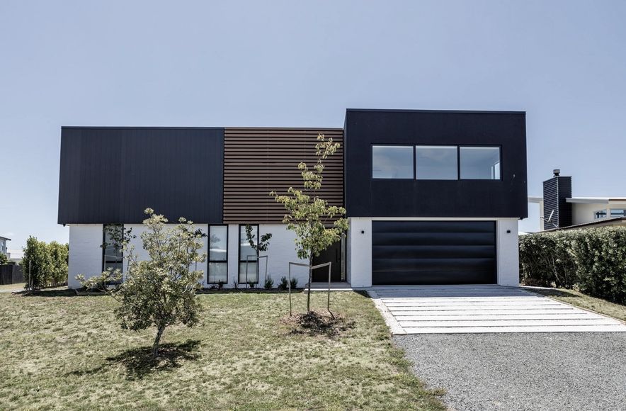 Omaha House