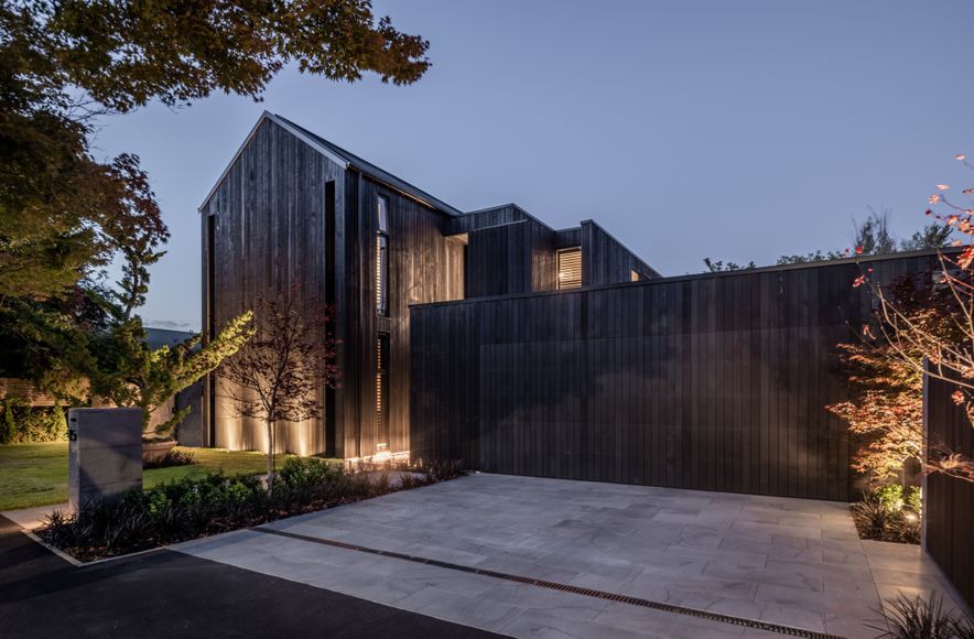 Maple Courtyard House