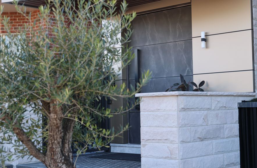 Killara | Graphite Rose Skide Finish
