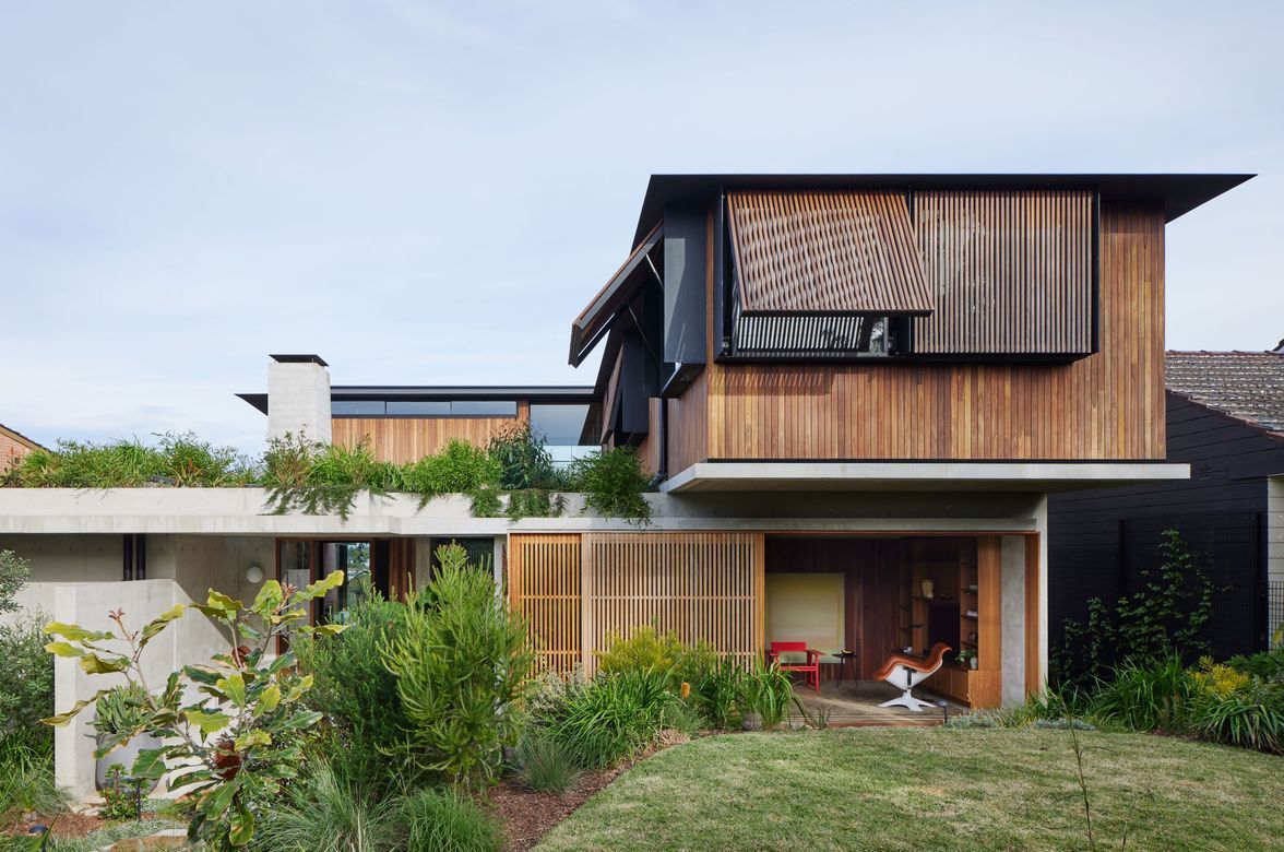 Castlecrag Courtyard