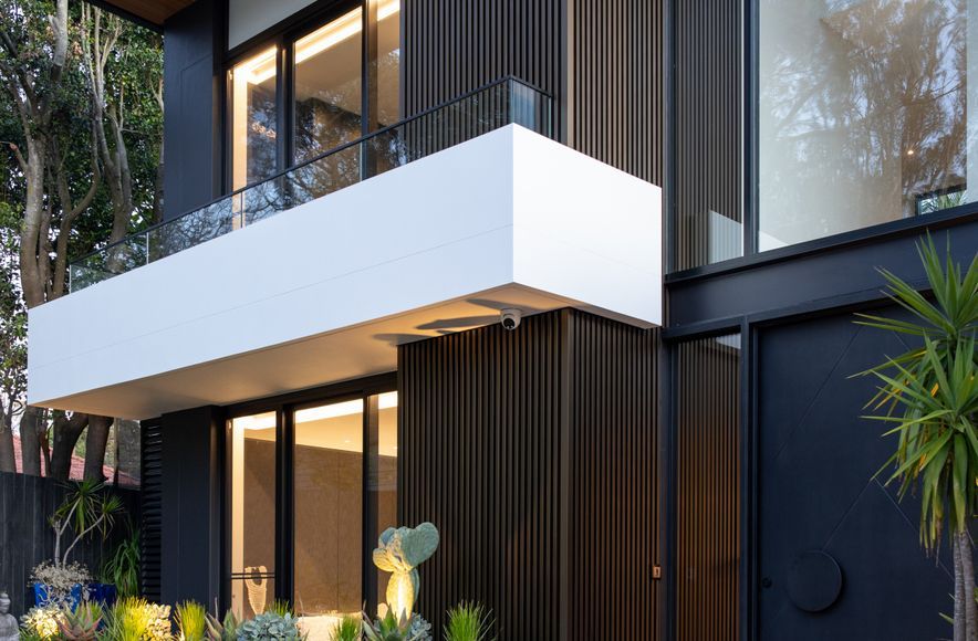 C-House