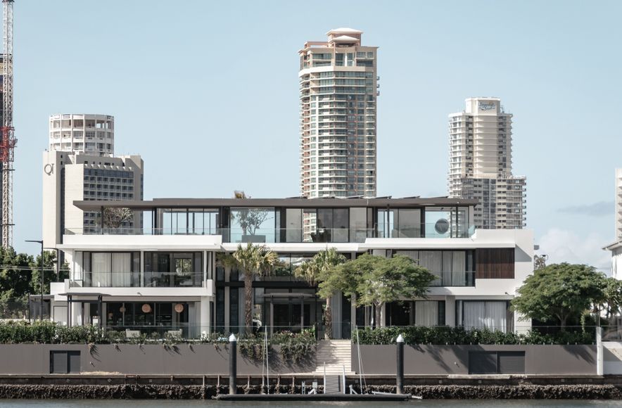 Surfers Paradise Residence