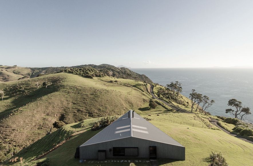 Dart House Bream Tail Farm