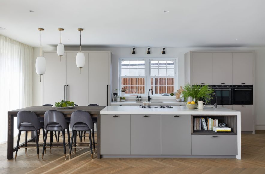 Ridgeway House, London