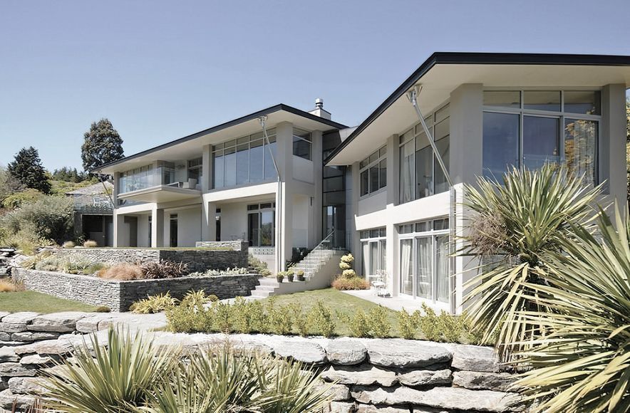 Lake Hayes Luxury Home